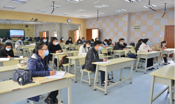 指明方向，提供依据——记呈贡区教师参加2020年《云南省初中学业水平标准与考试说明》在线解读（定稿）2476.png