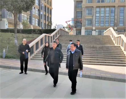定稿-云大附中网络稿件审表-开学2021.2.28(1)1157.png
